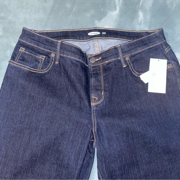 Old Navy Denim - Old Navy Curvy Straight Jeans